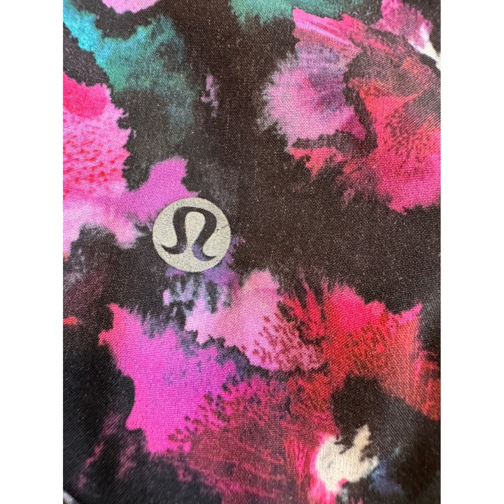 Lululemon Speed Up Short 2.5 Floral Watercolor Pink Purple Black Size 8 - Picture 4 of 5